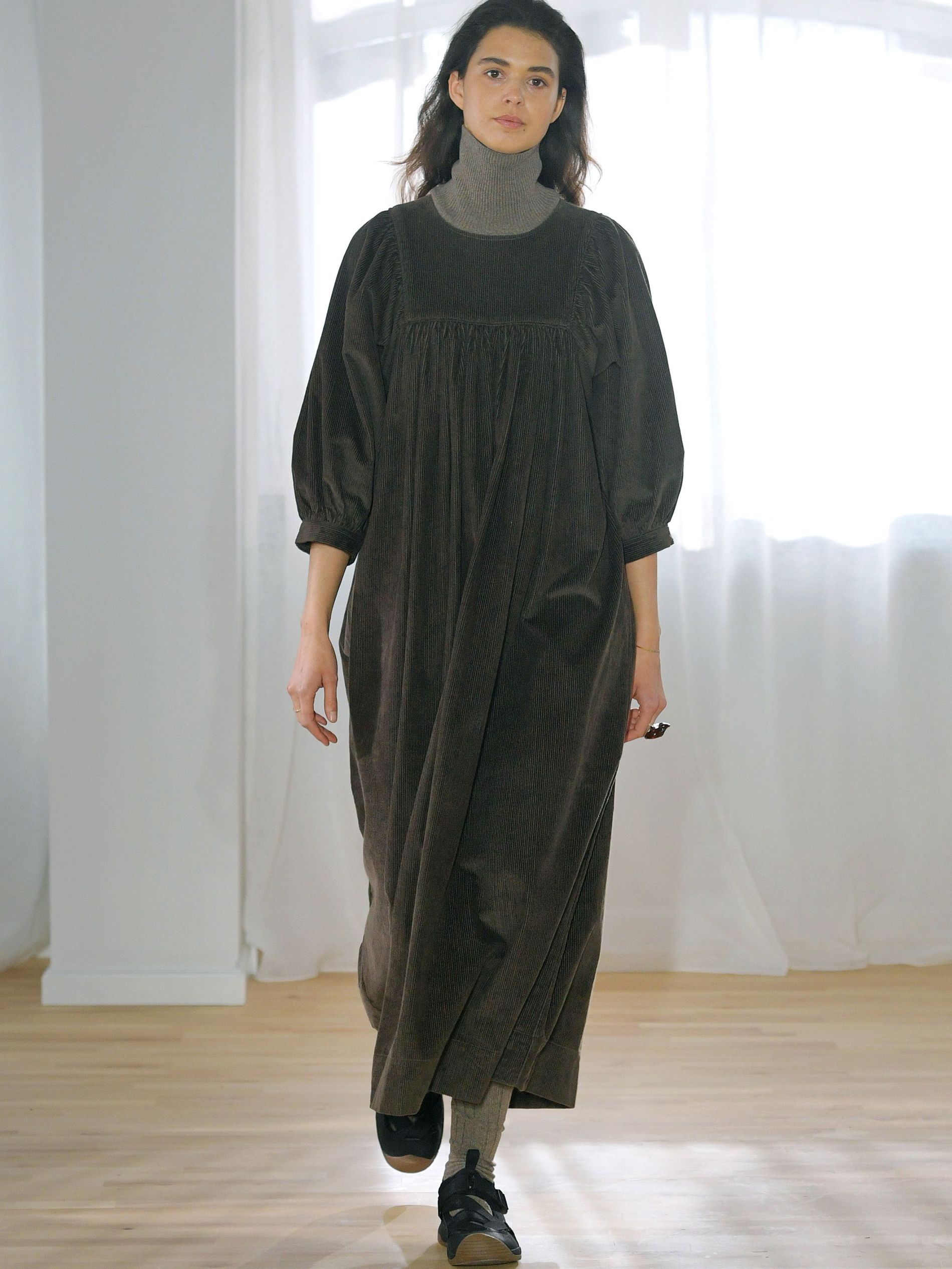 Skall Studio aw22