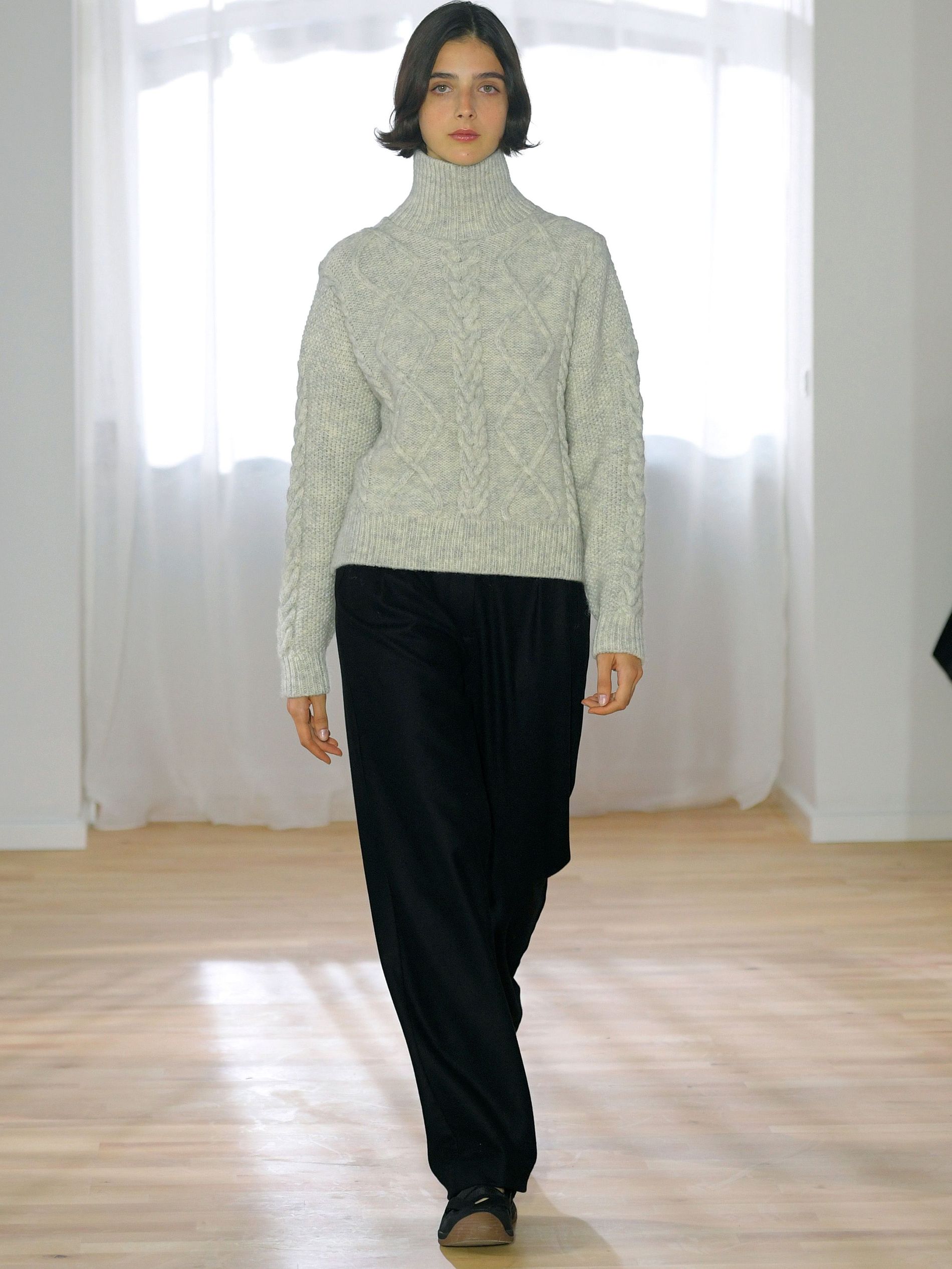 Skall Studio aw22